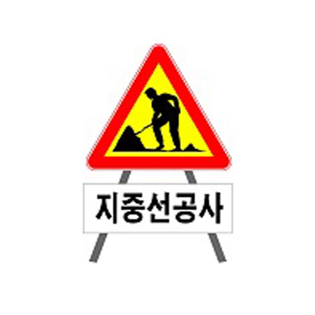 ǰ 